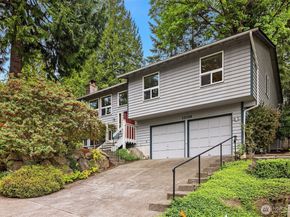 12016 106th Avenue NE, Kirkland WA 98034