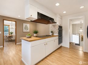 10412 SE 219th Street, Kent WA 98031