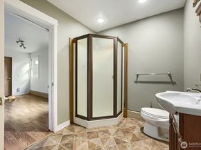 10412 SE 219th Street, Kent WA 98031