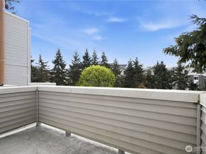 436 4th Ave 436, Kirkland WA 98033