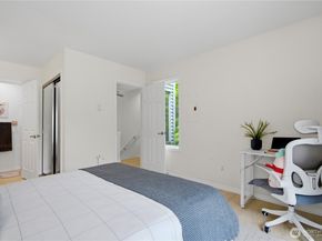 436 4th Ave 436, Kirkland WA 98033