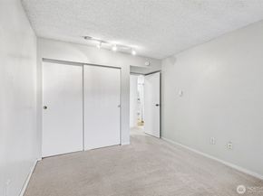 8823 Holly Drive A102, Everett WA 98208