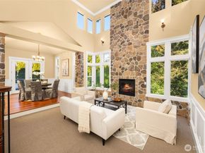 18638 92nd Avenue NE, Bothell WA 98011