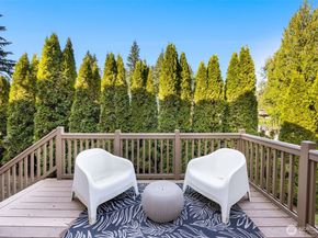 18638 92nd Avenue NE, Bothell WA 98011