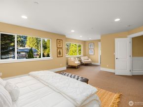 18638 92nd Avenue NE, Bothell WA 98011