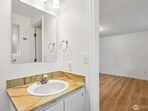 22904 41st Place W, Mountlake Terrace WA 98043