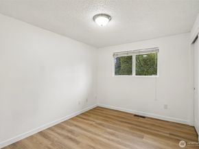 22904 41st Place W, Mountlake Terrace WA 98043