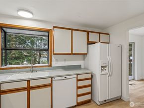 22904 41st Place W, Mountlake Terrace WA 98043