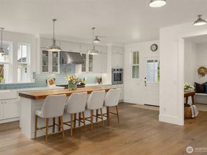 10717 NE Manitou Park Boulevard, Bainbridge Island WA 98110