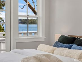 10717 NE Manitou Park Boulevard, Bainbridge Island WA 98110
