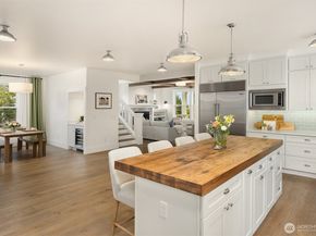 10717 NE Manitou Park Boulevard, Bainbridge Island WA 98110