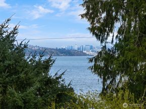 10717 NE Manitou Park Boulevard, Bainbridge Island WA 98110