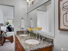 2501 Canterbury Lane E 116, Seattle WA 98112