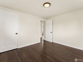 928 Dibb Street, Bremerton WA 98310
