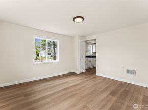928 Dibb Street, Bremerton WA 98310