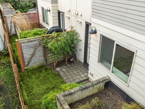 2605 NW 64th Street, Seattle WA 98107