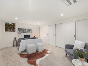 2518 36th Avenue W, Seattle WA 98199