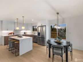 2518 36th Avenue W, Seattle WA 98199