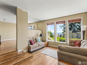10917 80th Place NE, Kirkland WA 98034