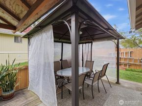 20414 26th Avenue W L2, Lynnwood WA 98036