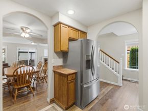 20414 26th Avenue W L2, Lynnwood WA 98036