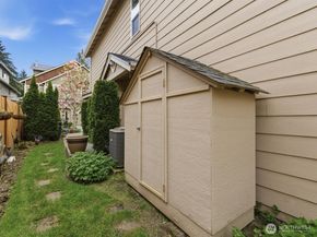 20414 26th Avenue W L2, Lynnwood WA 98036