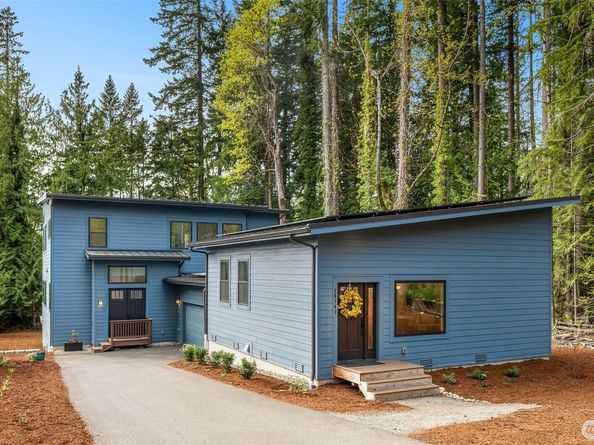 10143 Battle Point Drive NE, Bainbridge Island WA 98110