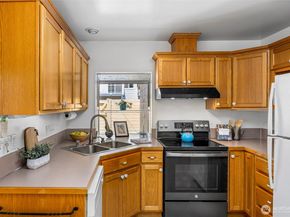 724 Park Drive, Bremerton WA 98337