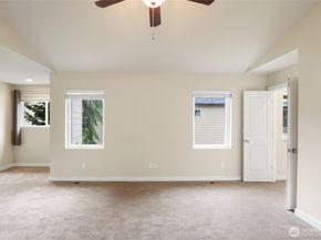 10248 242nd Avenue NE, Redmond WA 98053