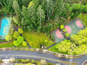 10248 242nd Avenue NE, Redmond WA 98053