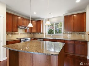 10248 242nd Avenue NE, Redmond WA 98053