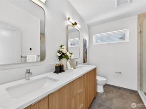 4140 44th Avenue SW, Seattle WA 98116