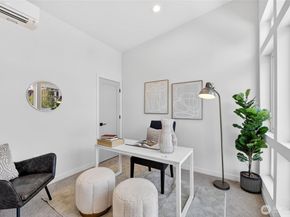 4140 44th Avenue SW, Seattle WA 98116