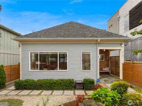 927 29th Avenue S, Seattle WA 98144