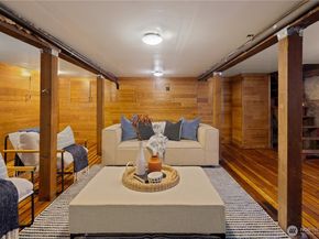 927 29th Avenue S, Seattle WA 98144