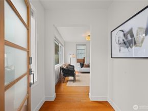 927 29th Avenue S, Seattle WA 98144