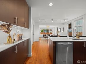 927 29th Avenue S, Seattle WA 98144
