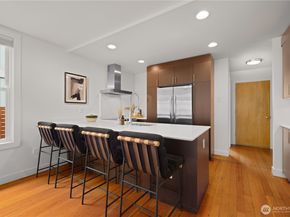 927 29th Avenue S, Seattle WA 98144