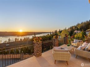 20619 NE 16th Street, Sammamish WA 98074
