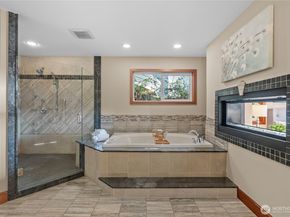 20619 NE 16th Street, Sammamish WA 98074