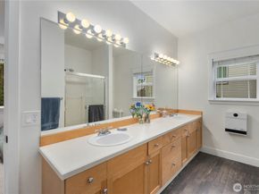4491 248th Lane SE, Sammamish WA 98029