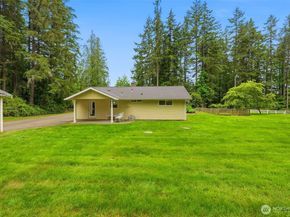 252 & 250 NW Sigurd Hanson Road, Poulsbo WA 98370