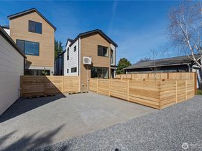 10330 14th Avenue NW, Seattle WA 98177