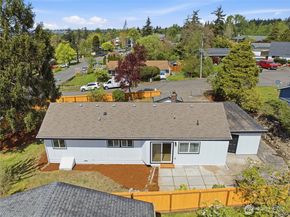 2103 S 249th Street, Kent WA 98032