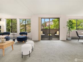 7518 24th Avenue NW 201, Seattle WA 98117