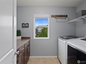 4422 Riverfront Boulevard, Everett WA 98203