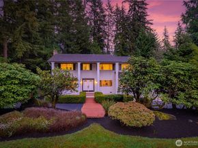 17811 7th Avenue W, Bothell WA 98012