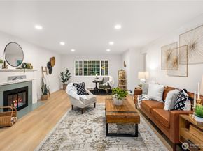 17811 7th Avenue W, Bothell WA 98012