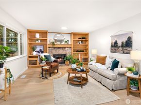 17811 7th Avenue W, Bothell WA 98012