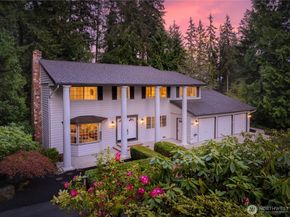 17811 7th Avenue W, Bothell WA 98012